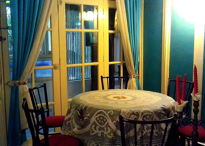 Café De Baan Raow Affittacamere