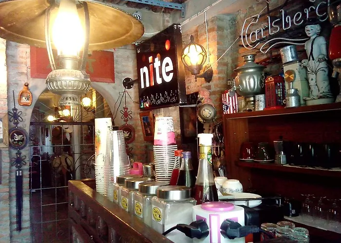 Café De Baan Raow Affittacamere Bangkok